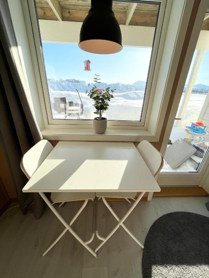 Kvaloya Arctic Retreat - In Beautiful Kvaloya, Homestay *
